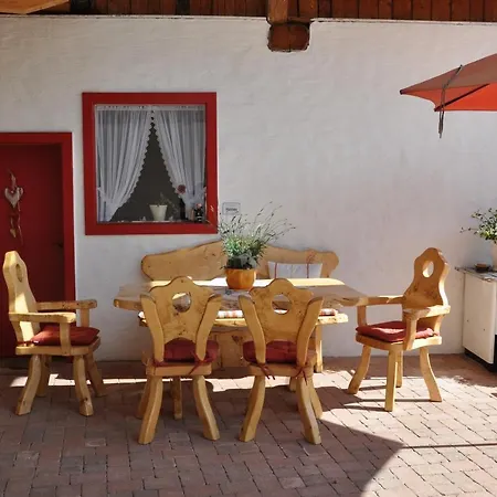 Glautschhof Guest house Weissensee
