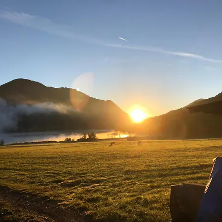 Konukevi Glautschhof 3*