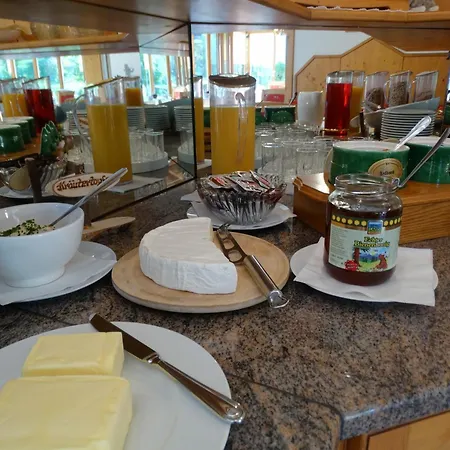 Glautschhof Guest house Weissensee