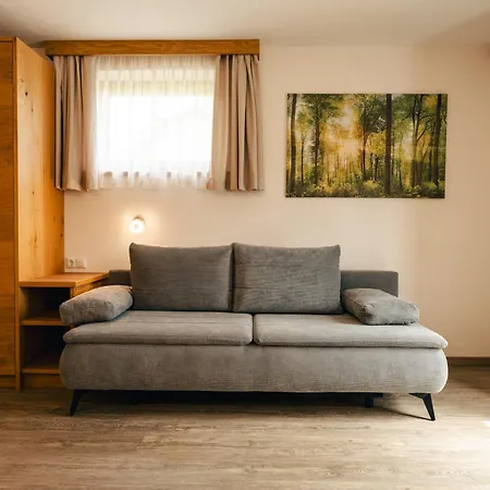 Glautschhof 魏森湖