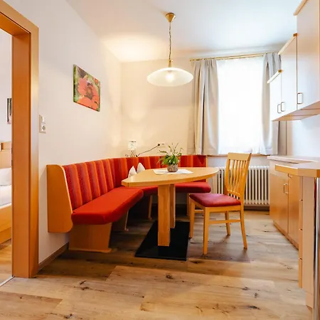 招待所 Glautschhof